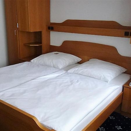 Hotel Zur Traube Bad Homburg vor der Hoehe Exterior photo